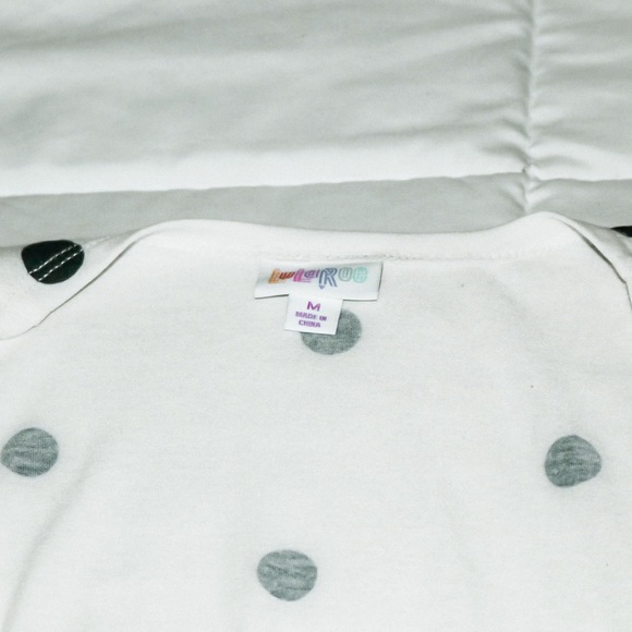 LuLaRoe - Size M Joy Vest - Picture 1 of 4